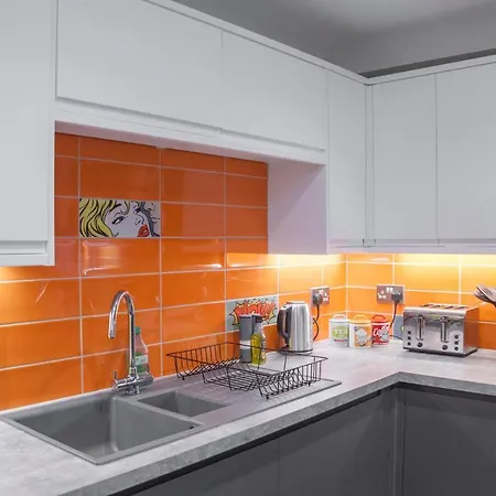 Higgihaus #3a 4 Bed Monday - Friday Whole House Semesterbostad